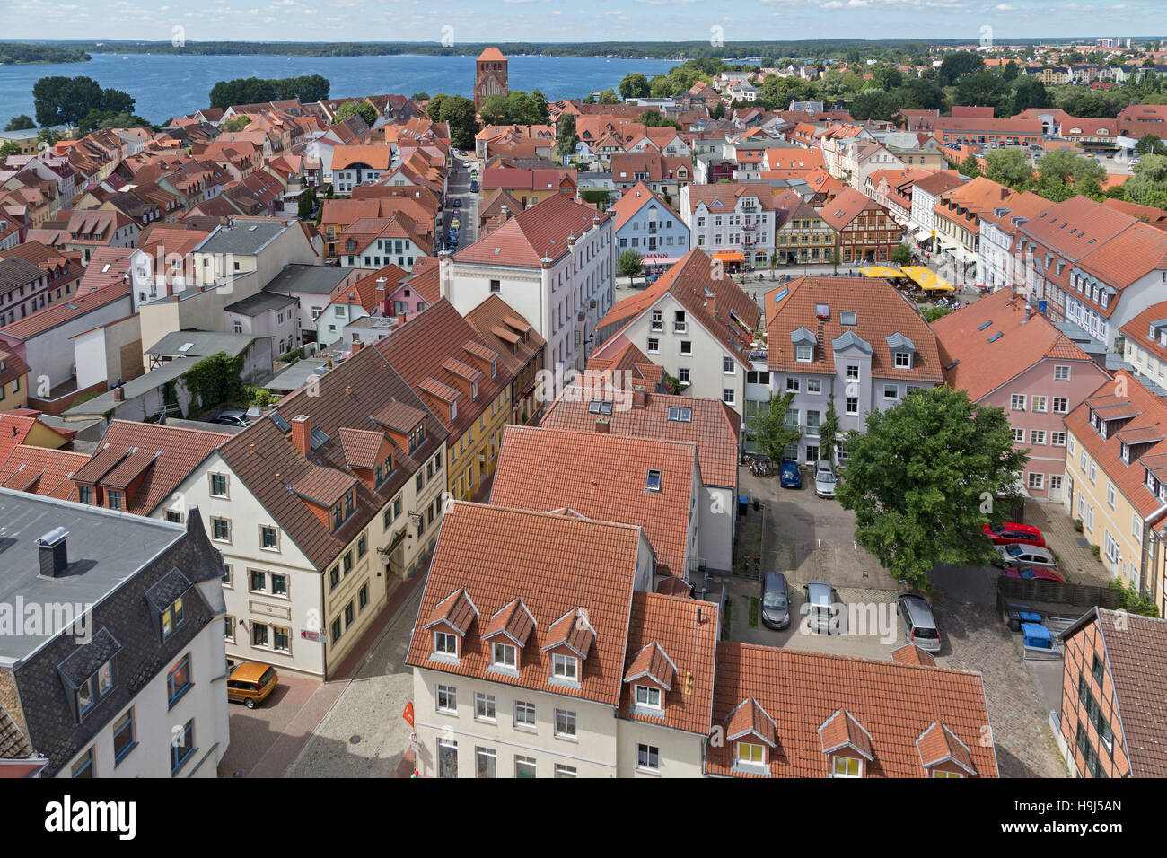 Georgenkirche, lac Mueritz, Waren, lacs de Mecklembourg, Schleswig-Holstein, Allemagne Banque D'Images