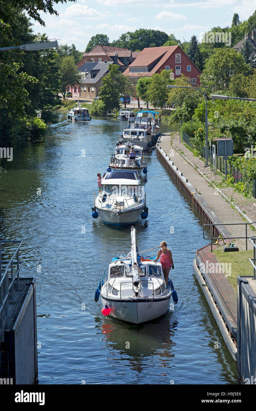 Lock, Plau am See, lacs de Mecklembourg, Schleswig-Holstein, Allemagne Banque D'Images