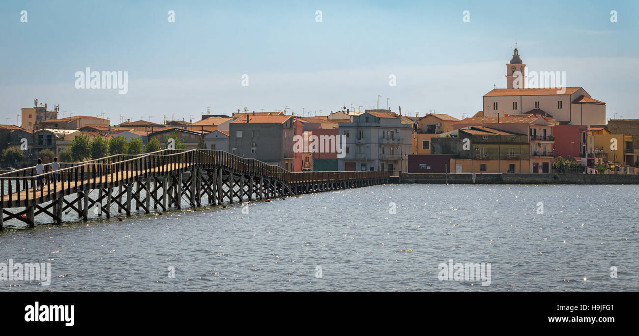 Lesina vue panoramique haute définition avec la mer (Pouilles, Italie) Banque D'Images