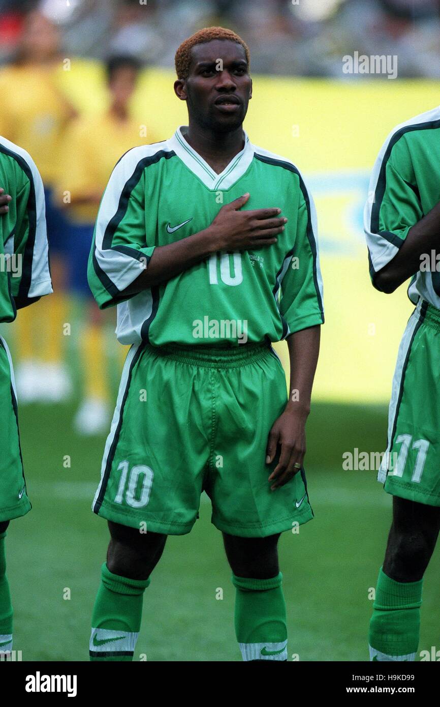 Jay Jay Okocha Nigeria Fenerbache 02 Juillet 1998 Photo Stock Alamy Jay Jay Okocha Nigeria Fenerbache 02 Juillet 1998 Photo Stock Alamy