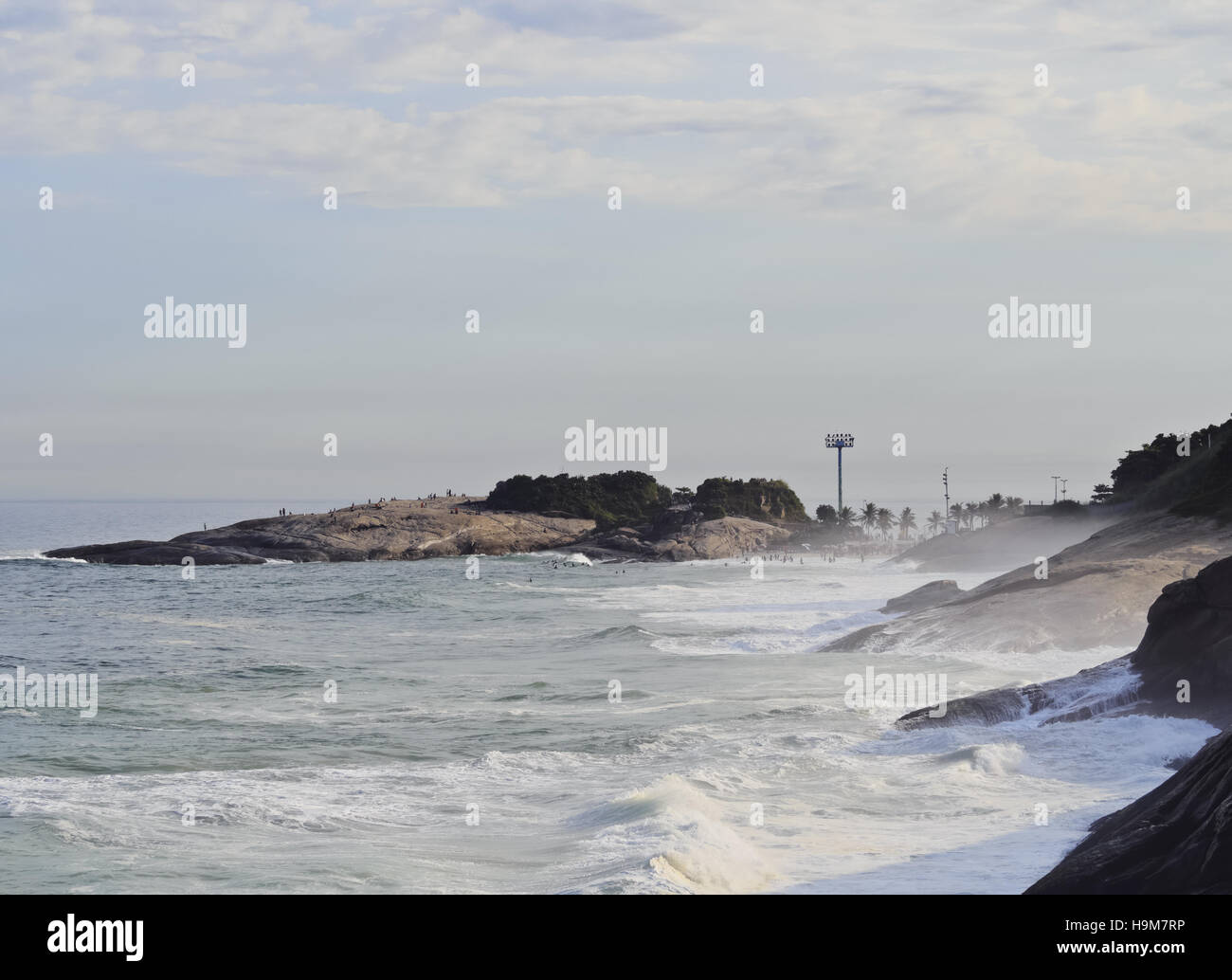 Brésil, Rio de Janeiro, Pedra do Arpoador vu de Forte de Copacabana. Banque D'Images