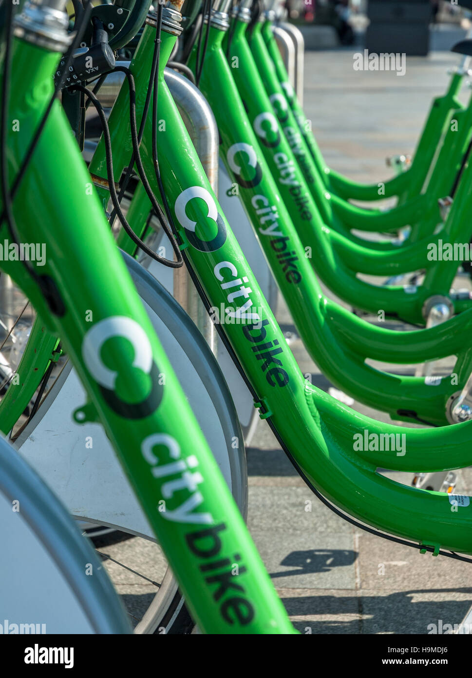 Des bicyclettes de la ville bike hire scheme cycle public à Liverpool, Royaume-Uni. Banque D'Images