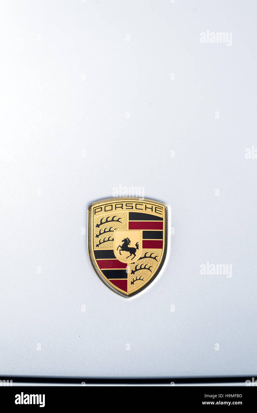 Logo Porsche 911 Marque Et Panneau Texte Sport Sur Protection