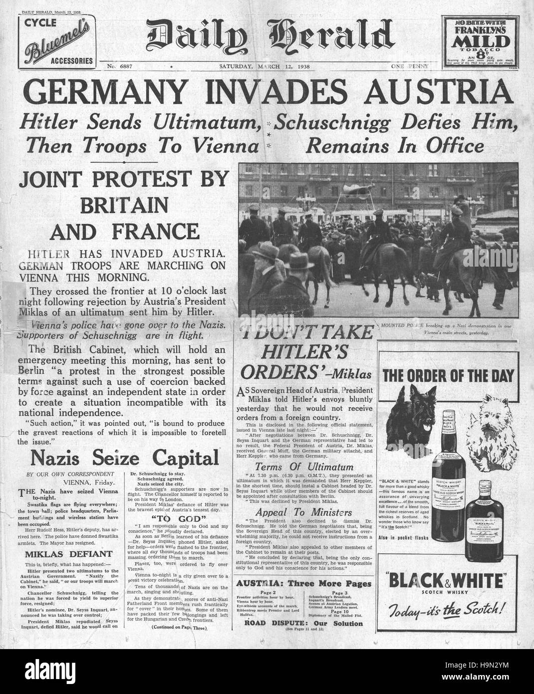 1938 Daily Herald front page les forces allemandes en mars l'Autriche Banque D'Images