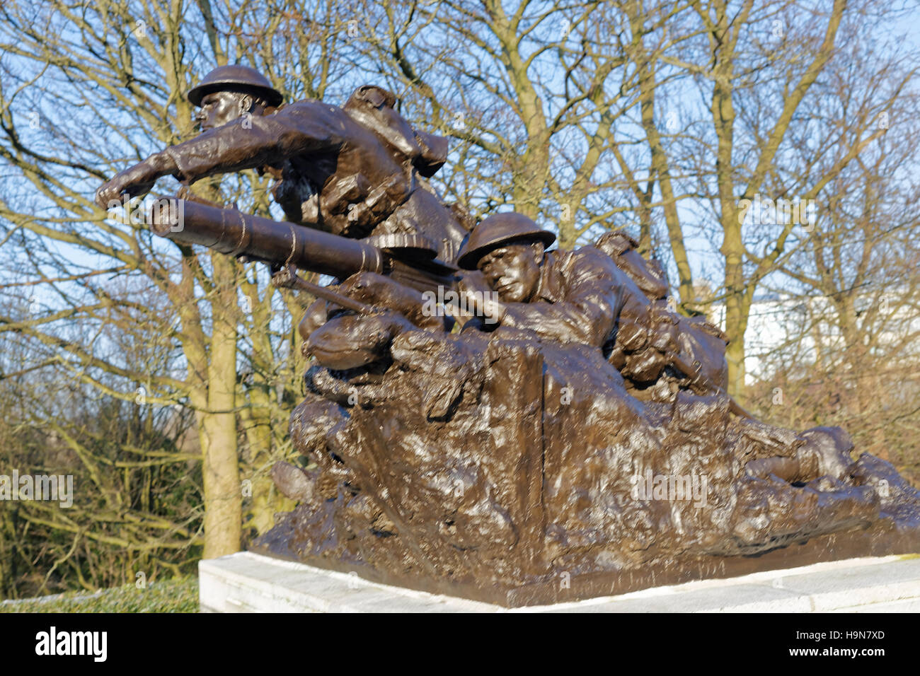 Le Camerounais (Scottish Rifles) War Memorial se trouve sur l'angle sud-ouest de Kelvingrove Park, près de Kelvingrove Art Gallery Banque D'Images