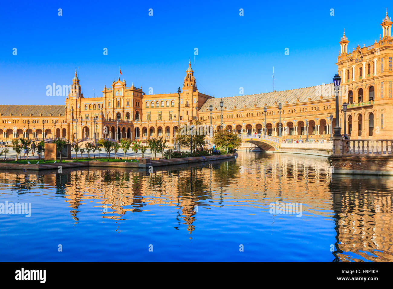 Séville, Espagne. Place d'Espagne (Plaza de España) Banque D'Images