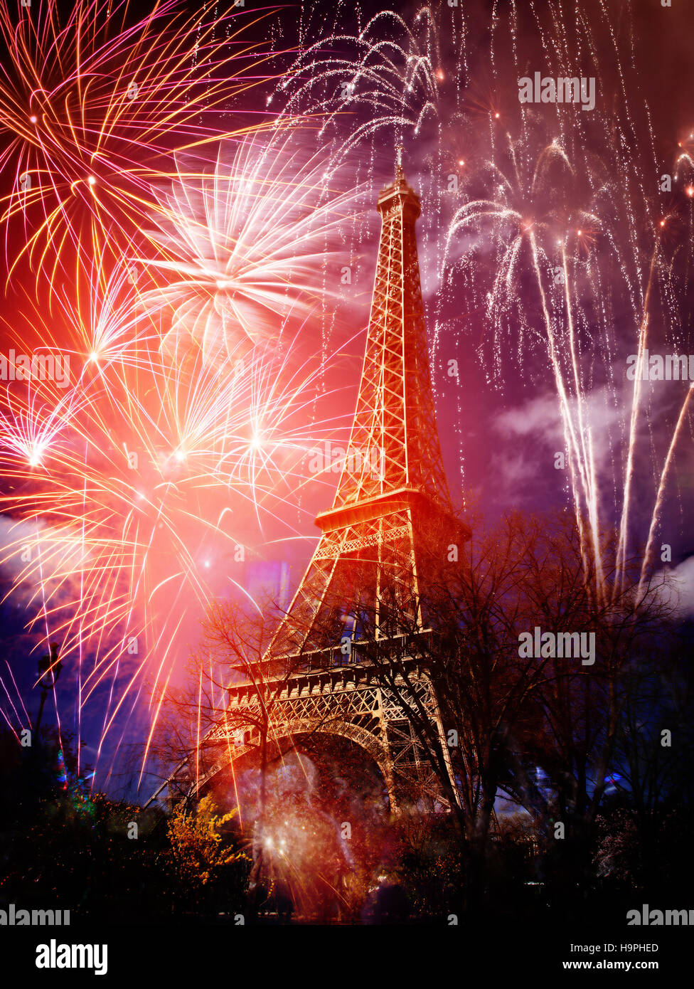 La tour Eiffel avec Fireworks, célébration du Nouvel An à Paris, France Banque D'Images