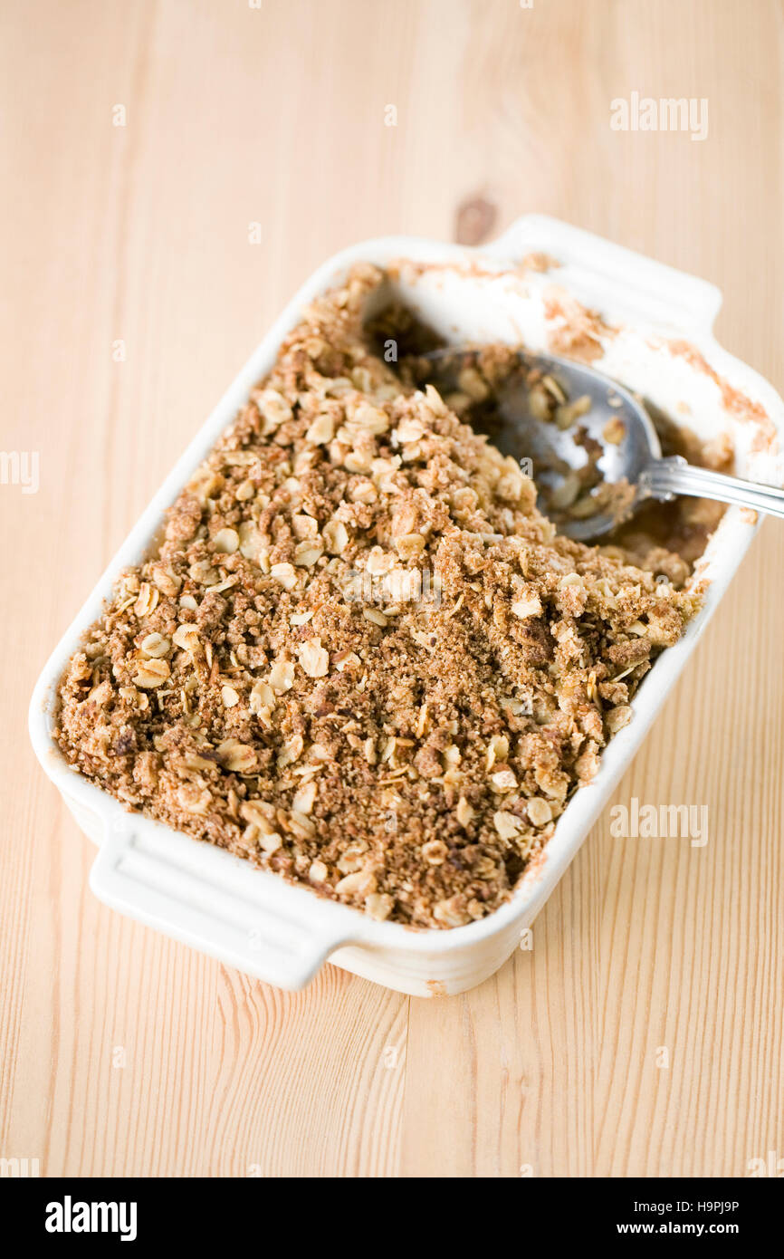 Crumble aux pommes. Banque D'Images