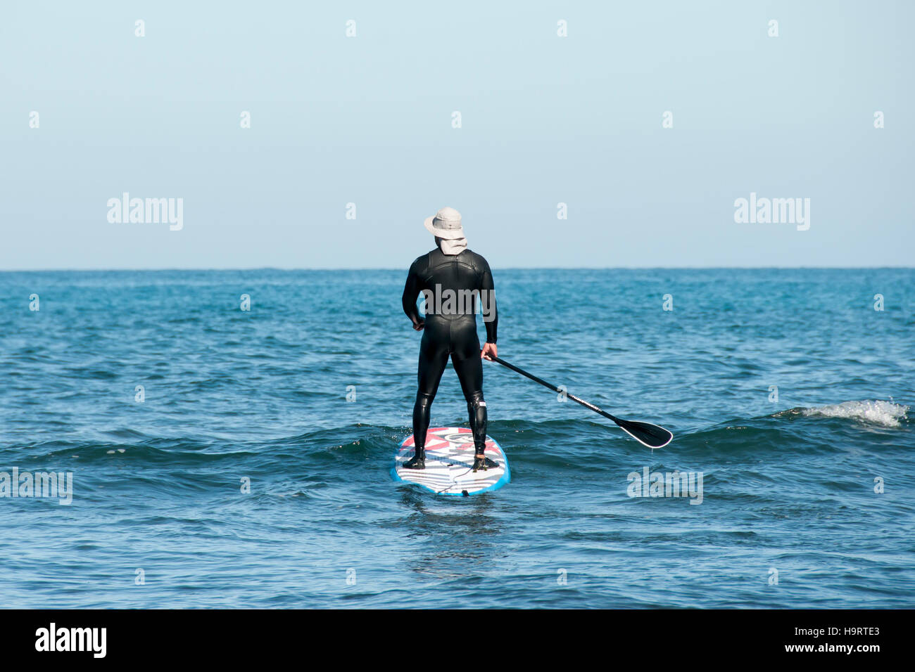 Stand Up Paddle Surfer Banque D'Images