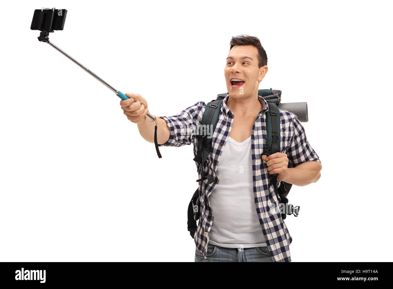 Les jeunes prenant un randonneur avec un bâton selfies isolé sur fond blanc Banque D'Images
