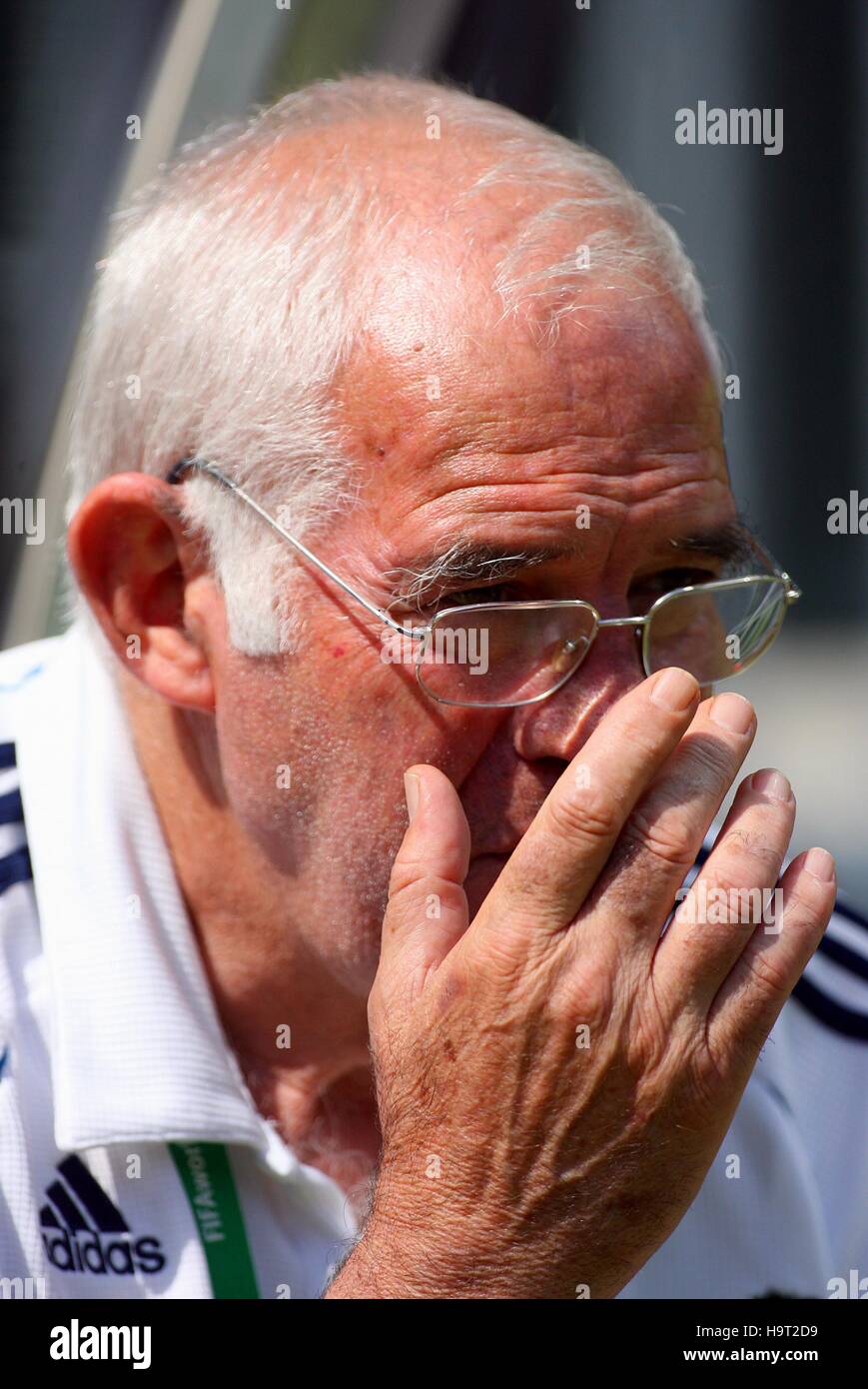 LUIS ARAGONES ESPAGNE COACH-FRITZ WALTER STADIUM KAISERSLAUTEN ALLEMAGNE 23 Juin 2006 Banque D'Images