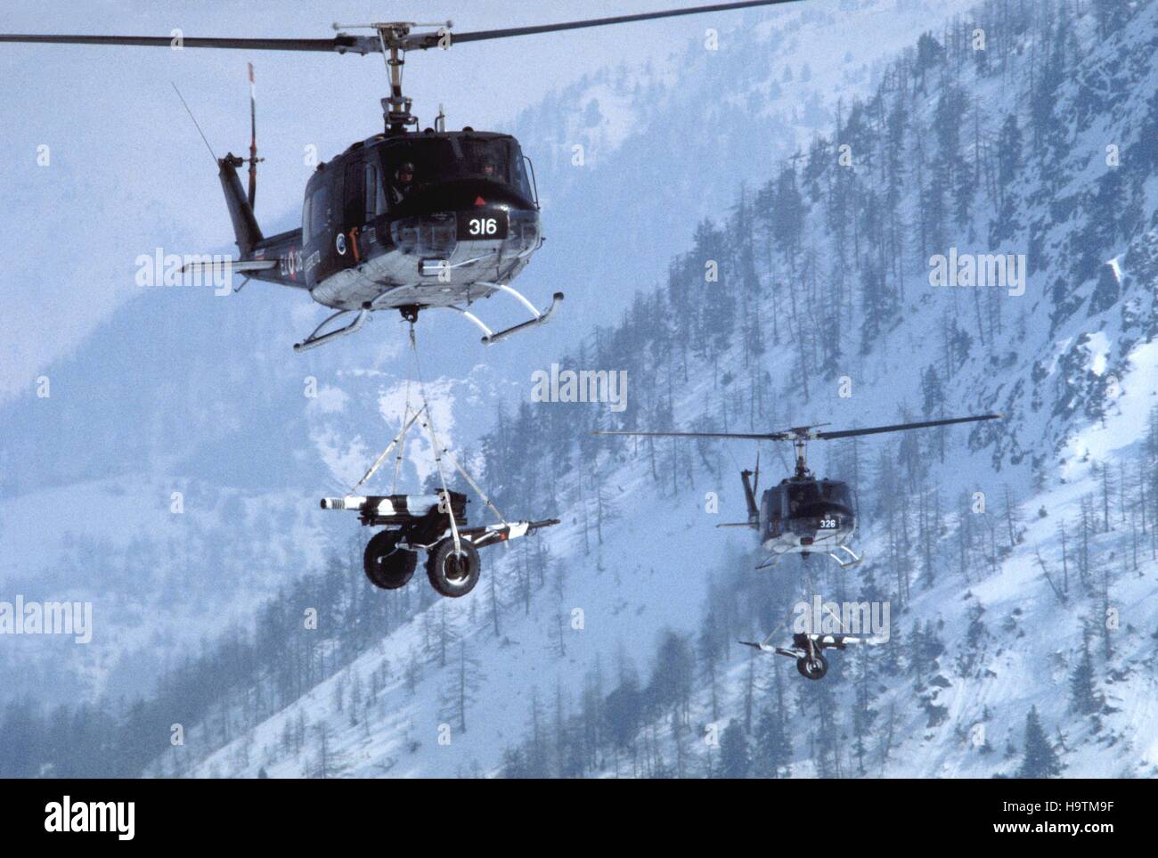 L'armée italienne, exercices d'hiver d'Alpini les troupes de montagne Banque D'Images