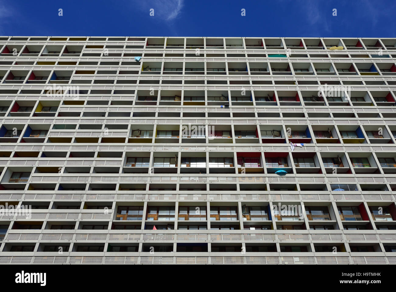 Façade, Wohnmaschine, Unité d'habitation de Briey, conçu par Le Corbusier, l'immobilier résidentiel moderniste Banque D'Images