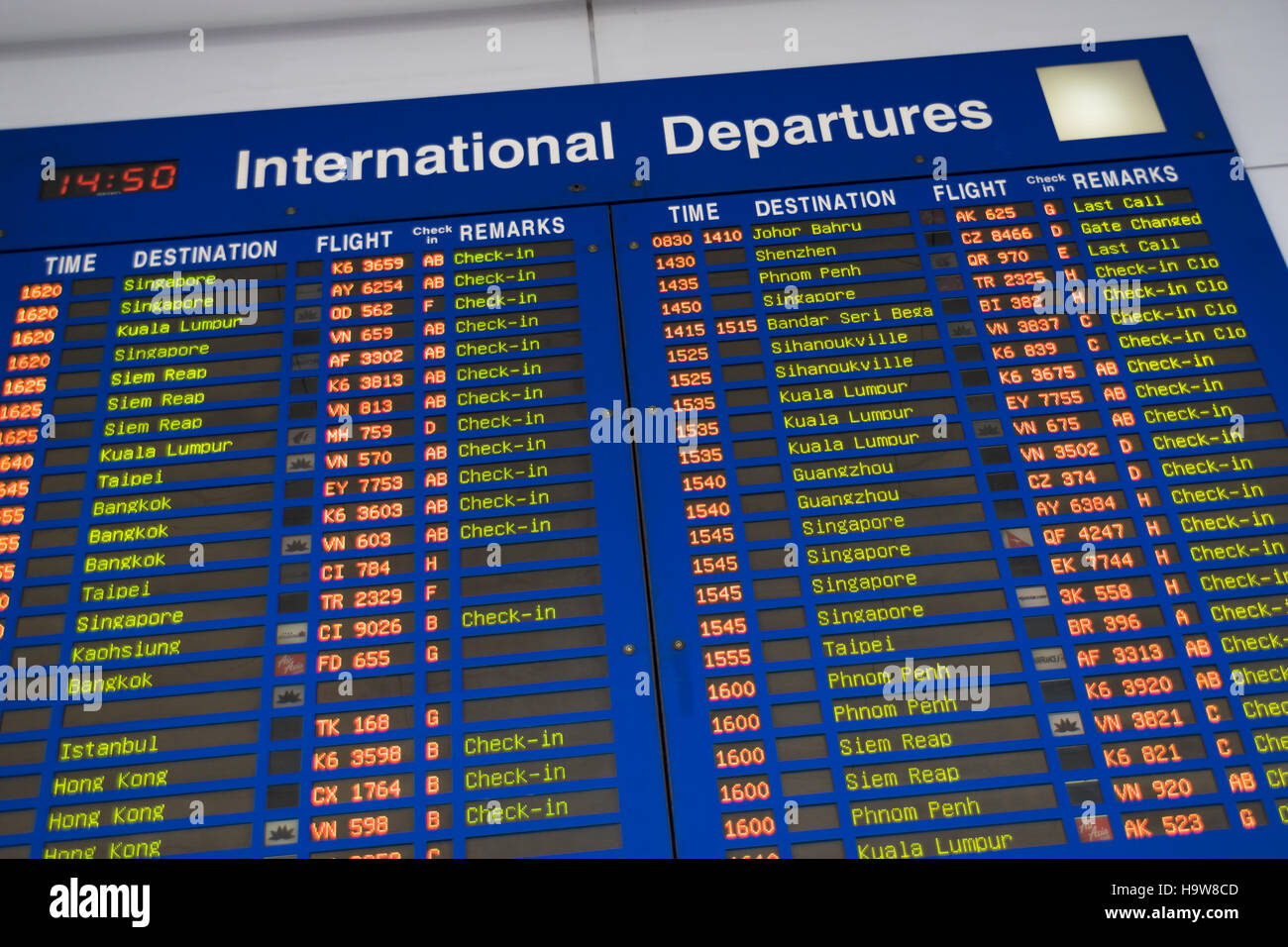 Arrivée / Départ calendrier d'administration à l'Aéroport International, Banque D'Images