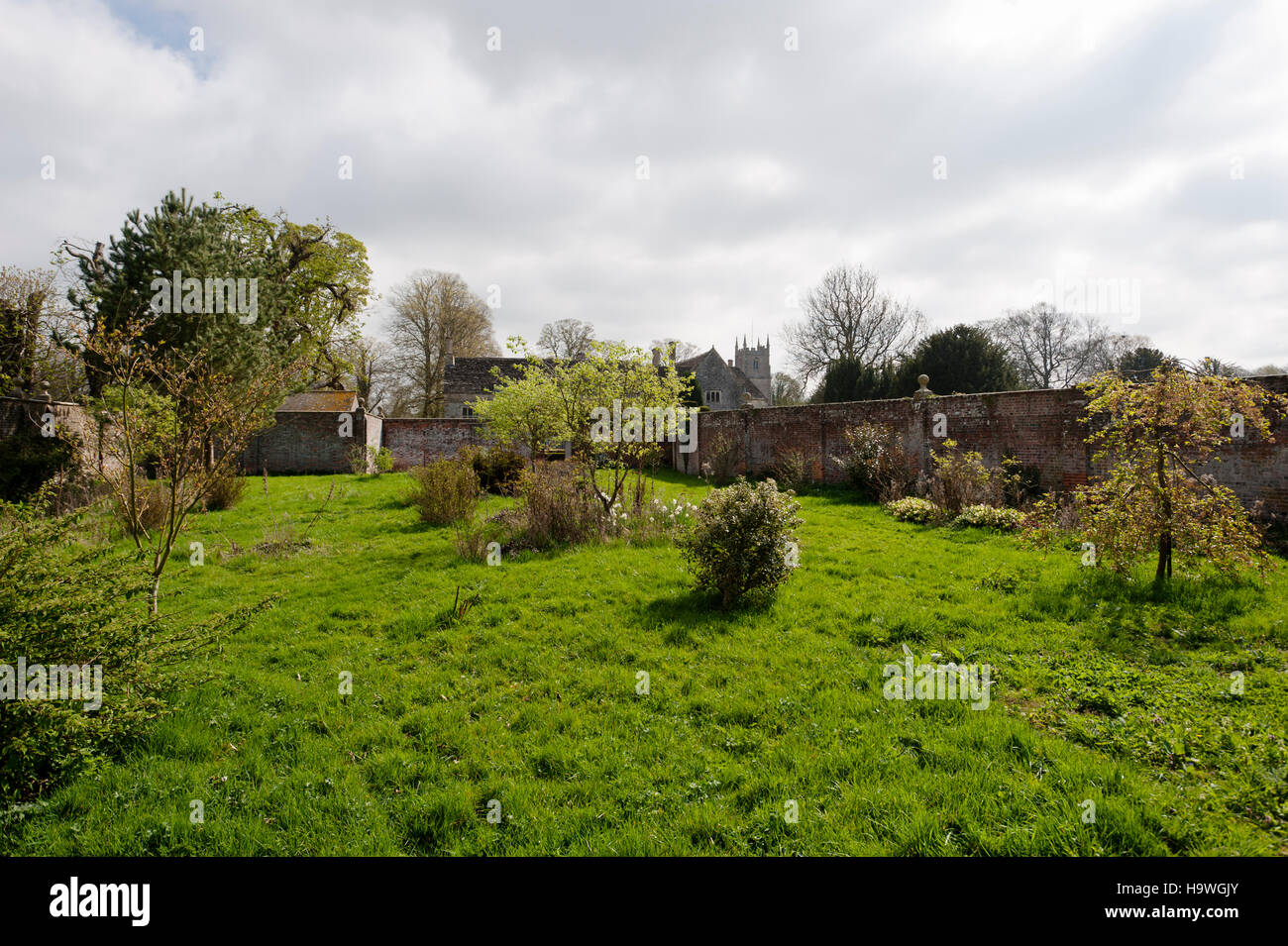 L'ancien jardin du locataire d'être transformé en une nouvelle cuisine jardin à Avebury Manor, dans le Wiltshire. Banque D'Images