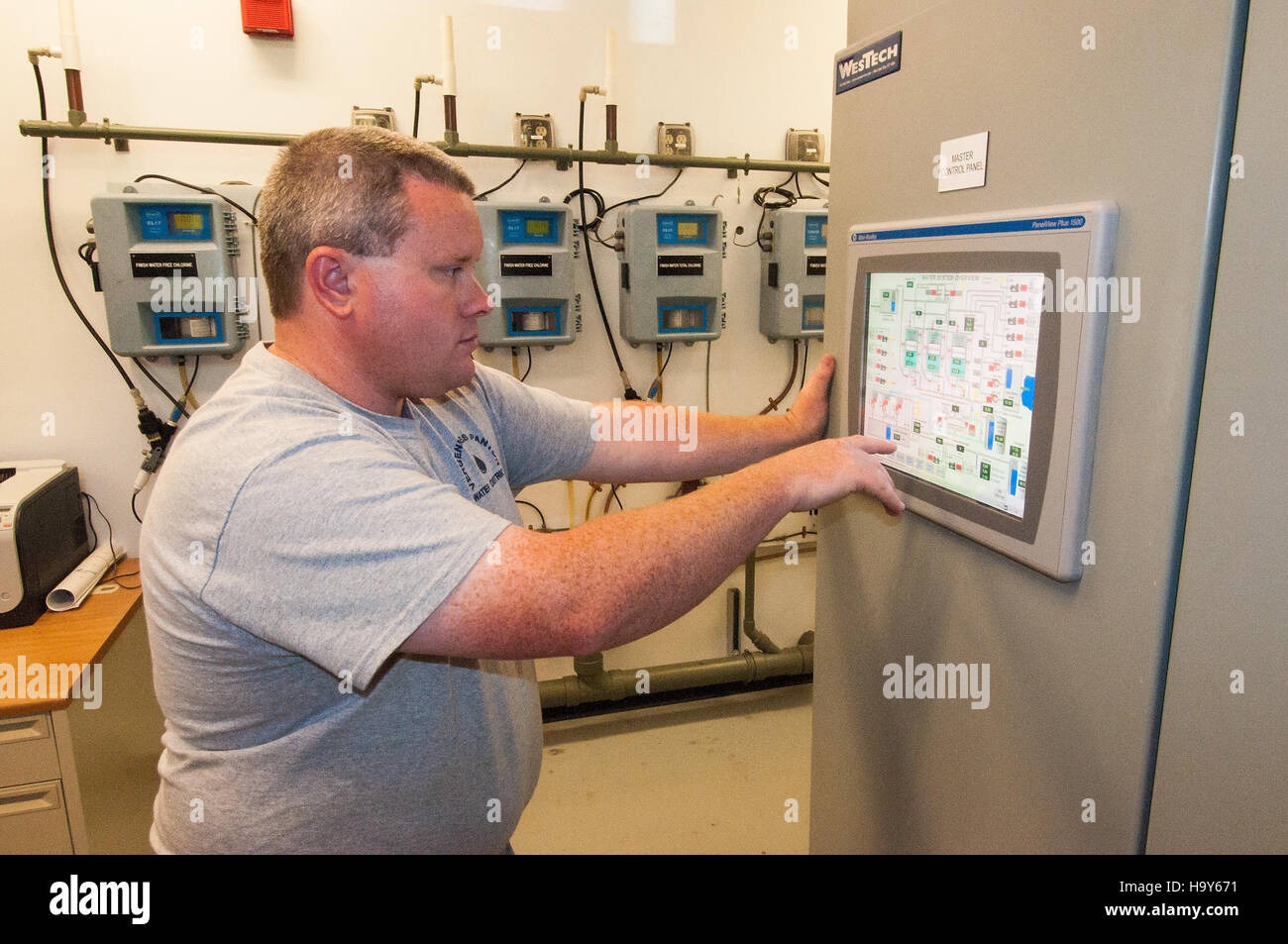 Le programme de développement rural de l'USDA a soutenu le système d'eau de Vergennes dans le Vermont par le biais d'un prêt des programmes d'eau et d'environnement. Cette initiative vise à améliorer les infrastructures d’eau et à assurer l’approvisionnement en eau potable des résidents locaux. Banque D'Images