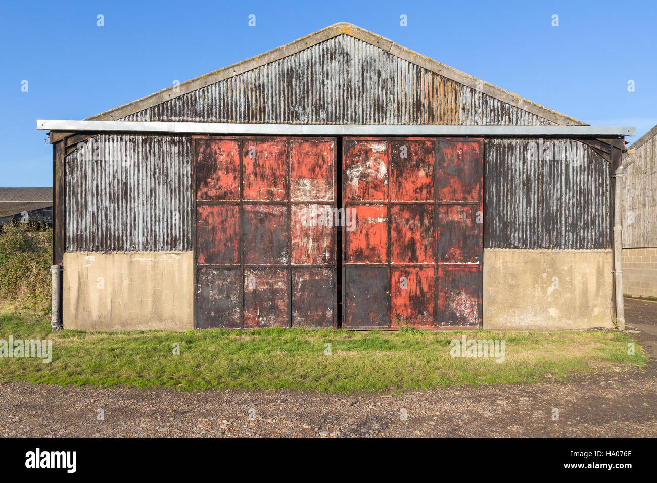 Grange sur les terres agricoles dans la campagne de l'Essex Banque D'Images