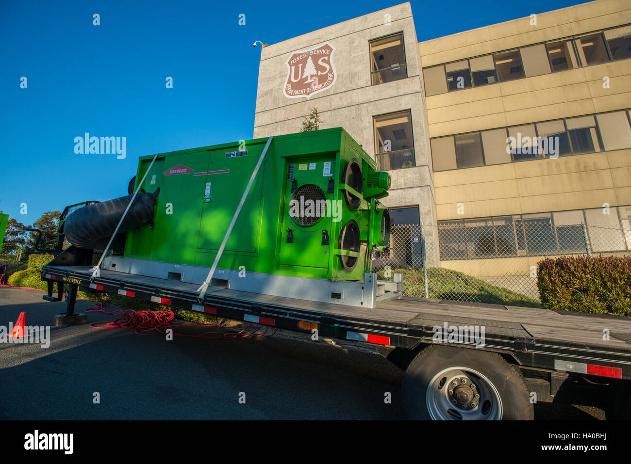 Un événement du Service forestier de l'USDA à Vallejo, EN CALIFORNIE, a porté sur les questions environnementales suite au tremblement de terre de 2014 en Californie. La discussion a porté sur l'impact du tremblement de terre sur les forêts, la faune et les efforts de conservation dans la région du Pacifique. Les experts ont échangé des idées sur le rétablissement et la restauration des habitats naturels. Banque D'Images