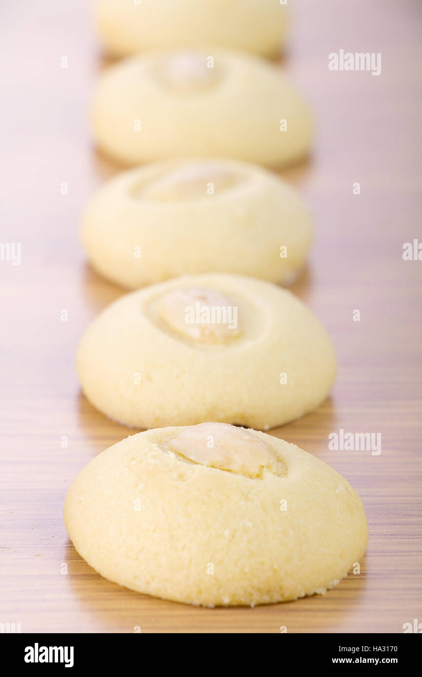 Ghorayeba - Biscuits aux amandes pour l'Aïd El Fitr (fête islamique ) Banque D'Images