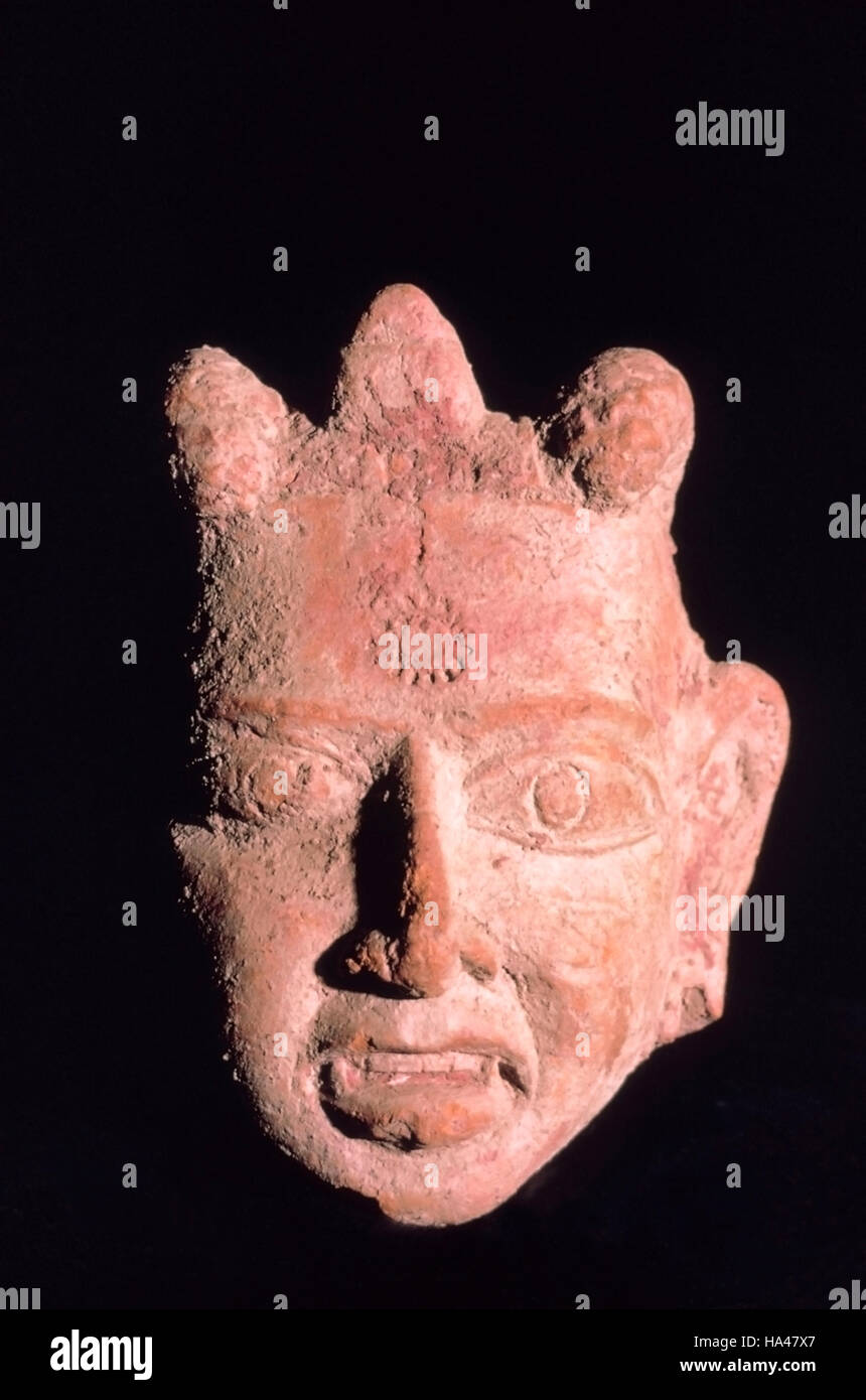(Ter) Osmanabad MHR. Tête d'homme en terre cuite hauteur grotesque-cm-10.5. Banque D'Images