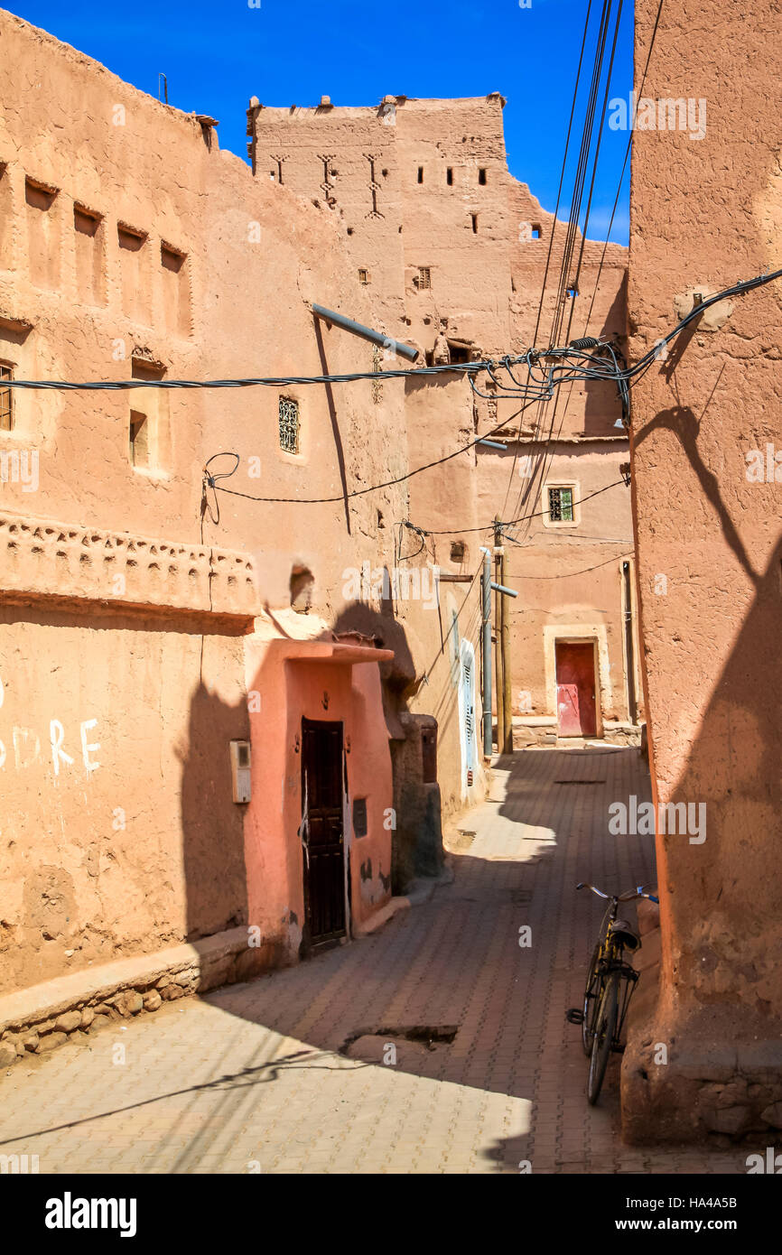 Ruelle de la vieille ville de Ouarzazate, Maroc Banque D'Images