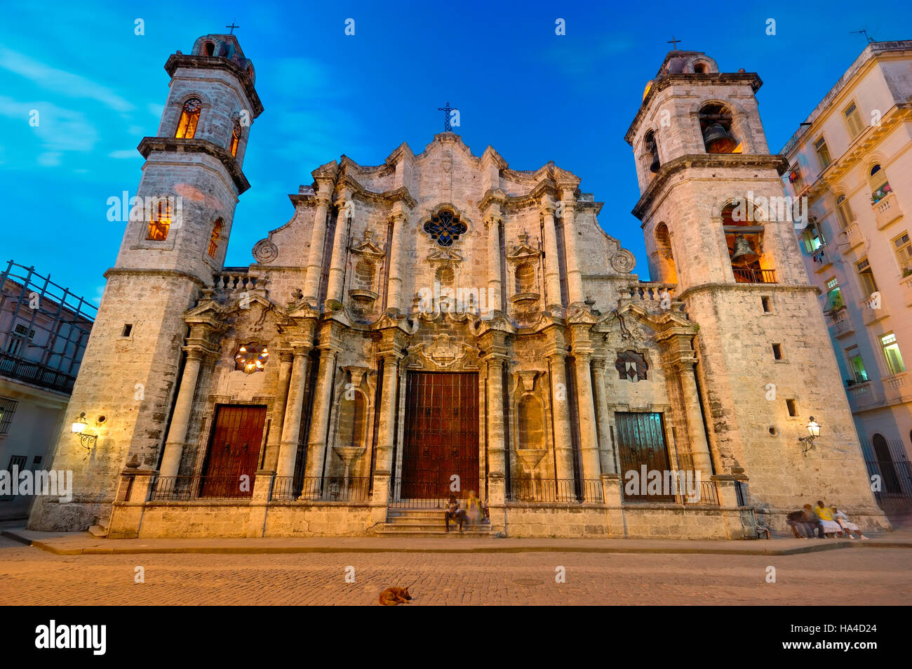 Place de la cathédrale de la Vierge Marie de la Concepcion Immaculada, La Havane, Cuba Banque D'Images