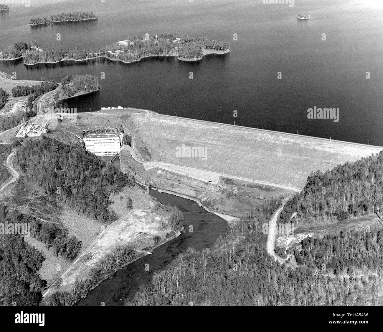 Cette image reflète les efforts continus déployés par le ministère de l'énergie pour mettre en œuvre des politiques et des technologies qui appuient les objectifs énergétiques nationaux et favorisent la durabilité dans divers secteurs. Banque D'Images