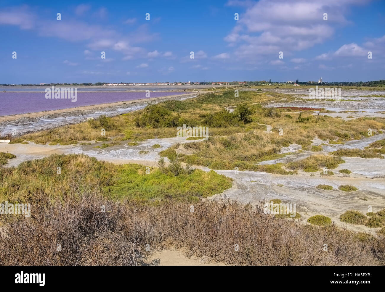 Camargue - Saline salines en Camargue, dans le sud de la France Banque D'Images