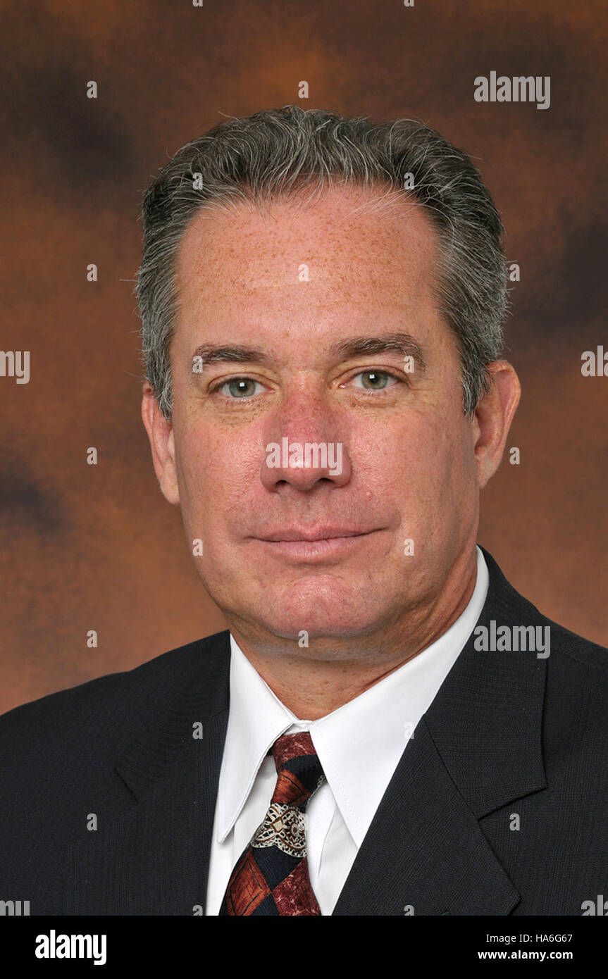 Bill Valdez est directeur adjoint principal du Bureau de l’impact économique et de la diversité au ministère de l’énergie, se concentrant sur l’amélioration de la diversité et de l’inclusion dans le secteur de l’énergie et sur la promotion de politiques énergétiques qui soutiennent les communautés sous-représentées. Banque D'Images