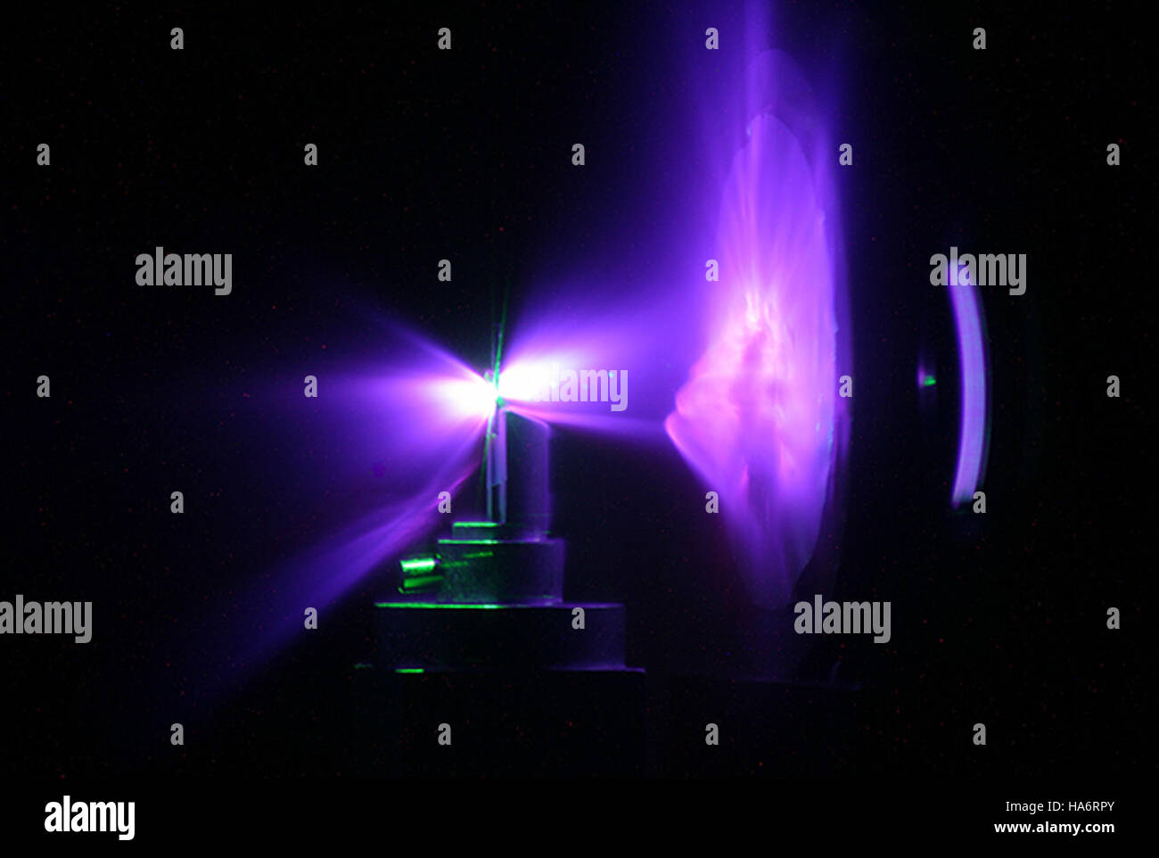 Losalamosnatlab commandé par laser 20646050521 sources de neutrons pour la recherche et la sécurité mondiale Banque D'Images