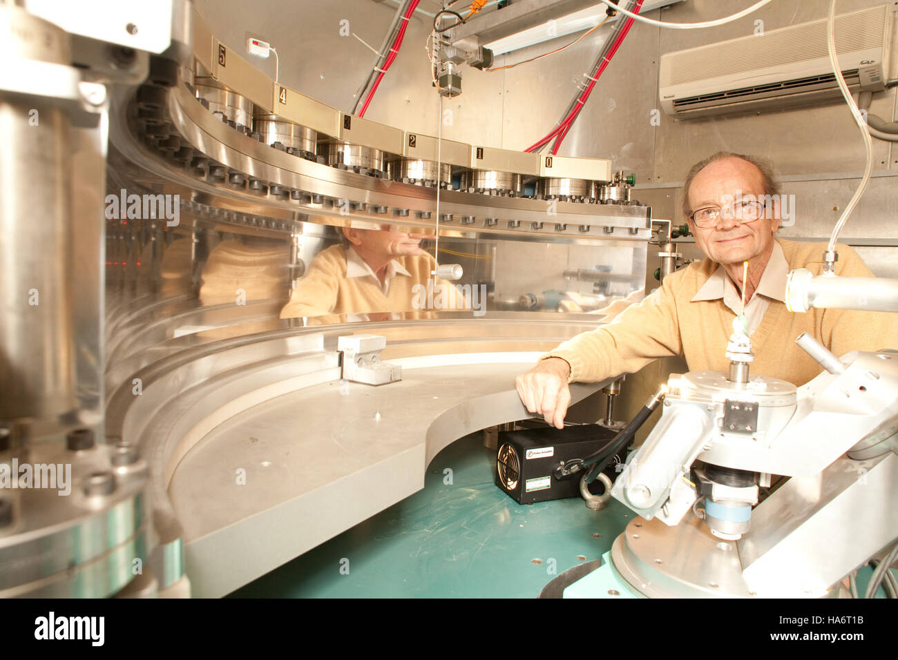 La station de cristallographie des protéines de Los Alamos, un centre de recherche dédié à l'étude des structures protéiques, soutenant les découvertes scientifiques en biochimie et biologie moléculaire. Banque D'Images