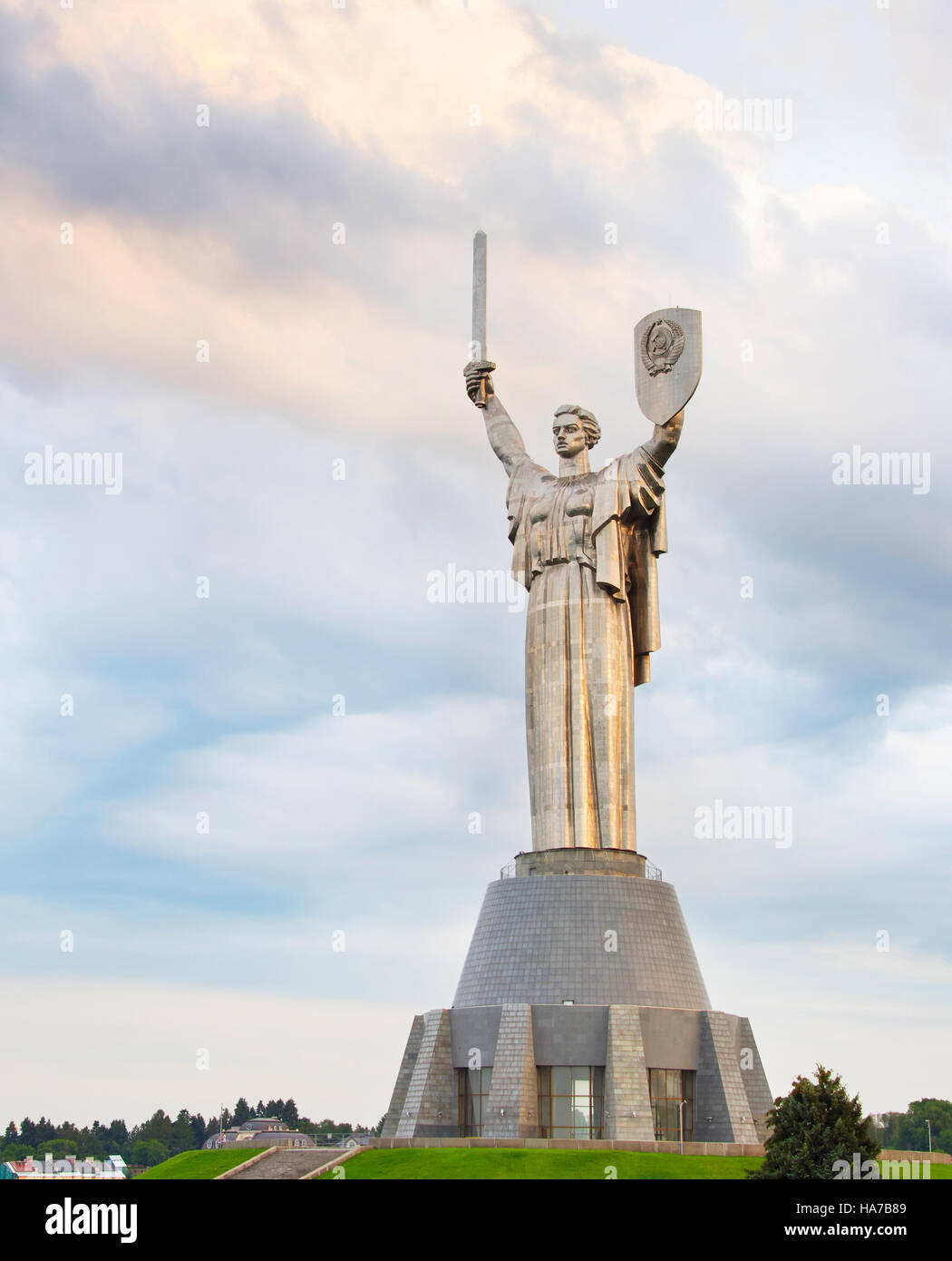 Statue de la MèrePatrie consacré la grande guerre patriotique. Kiev, Ukraine Photo Stock Alamy