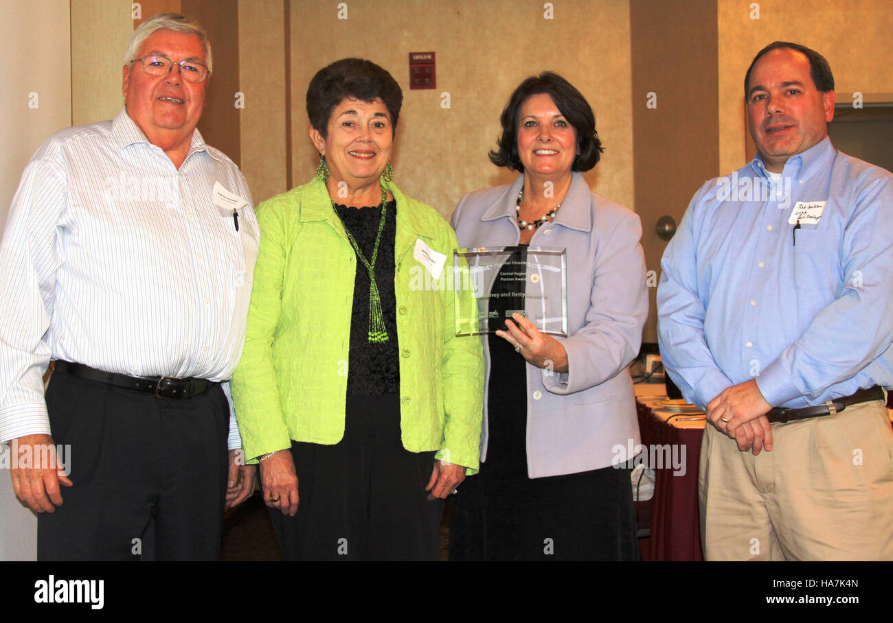 L'événement de dialogue sur le logement est axé sur l'amélioration des politiques de logement et de développement urbain, l'intégration de la science et de la nature dans la planification pour des communautés durables. Banque D'Images