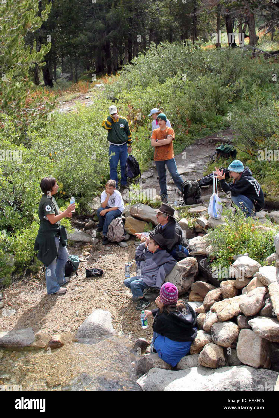 Un événement d'éducation du public organisé par le Bureau of Land Management et le Service forestier des États-Unis, axé sur l'importance de l'eau potable et le rôle de la conservation dans la préservation des ressources en eau vitales pour les communautés et les écosystèmes. Banque D'Images