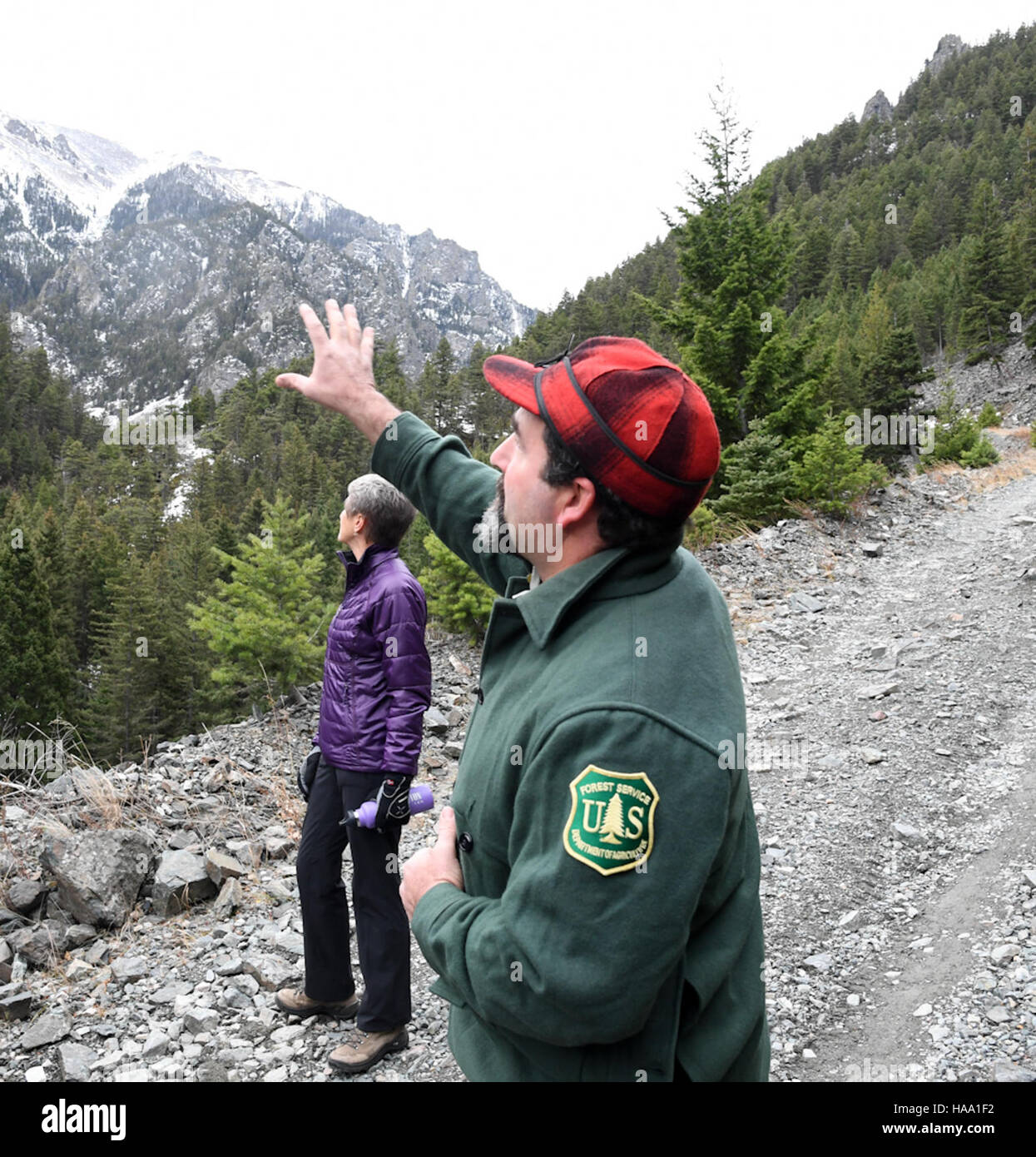 Une scène d'un parc national géré par le département de l'intérieur des États-Unis, axée sur la préservation et la gestion des terres publiques à travers les États-Unis. Banque D'Images