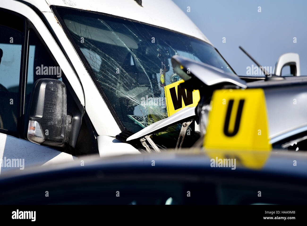 Détail avec dommages automobile après un accident de voiture accident Banque D'Images