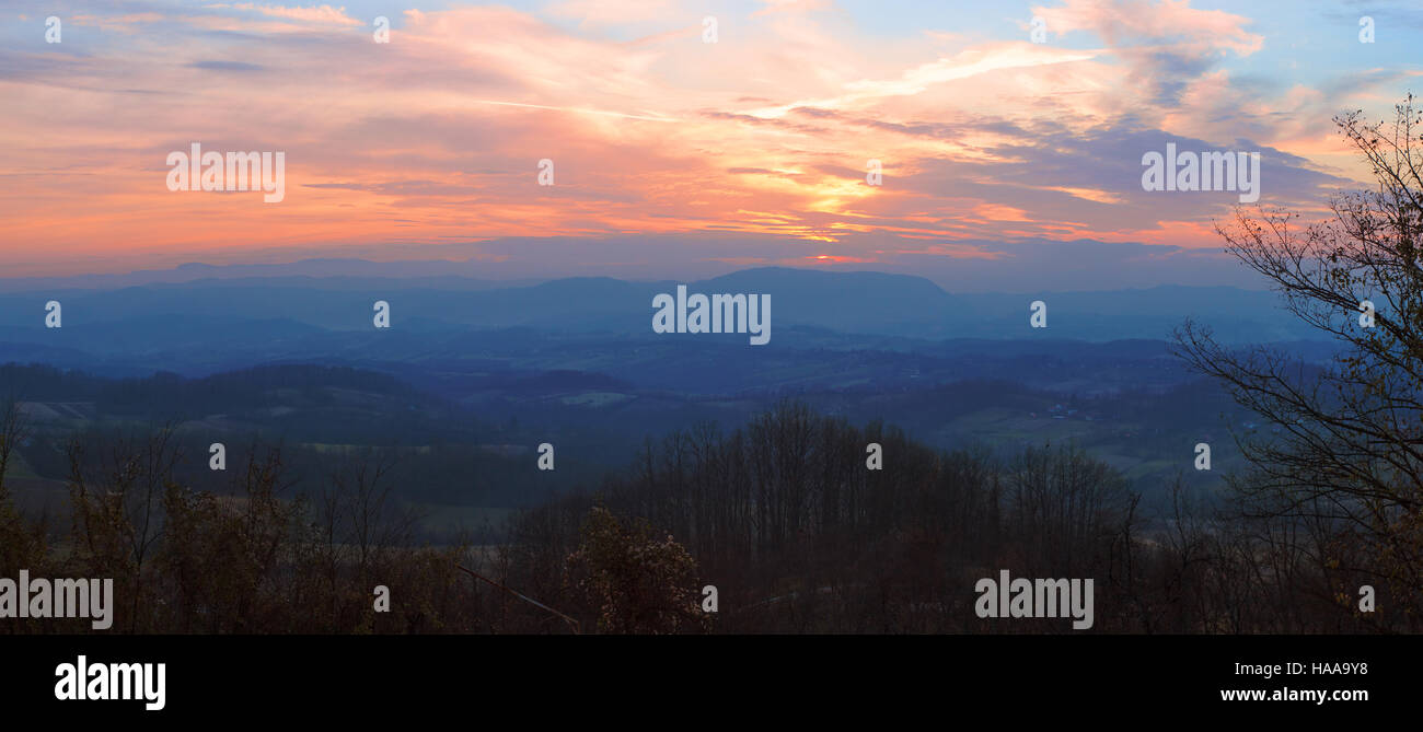 Paysage du soir, la Serbie saison d'automne. Banque D'Images