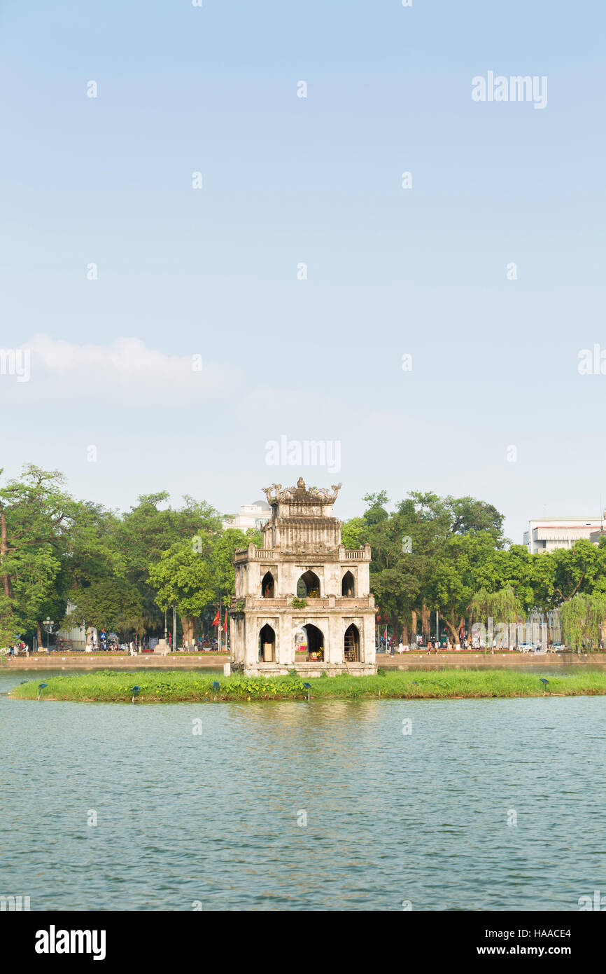 Thap Rua temple ou Tour de la tortue, le lac Hoan Kiem, Hanoi, Vietnam Banque D'Images