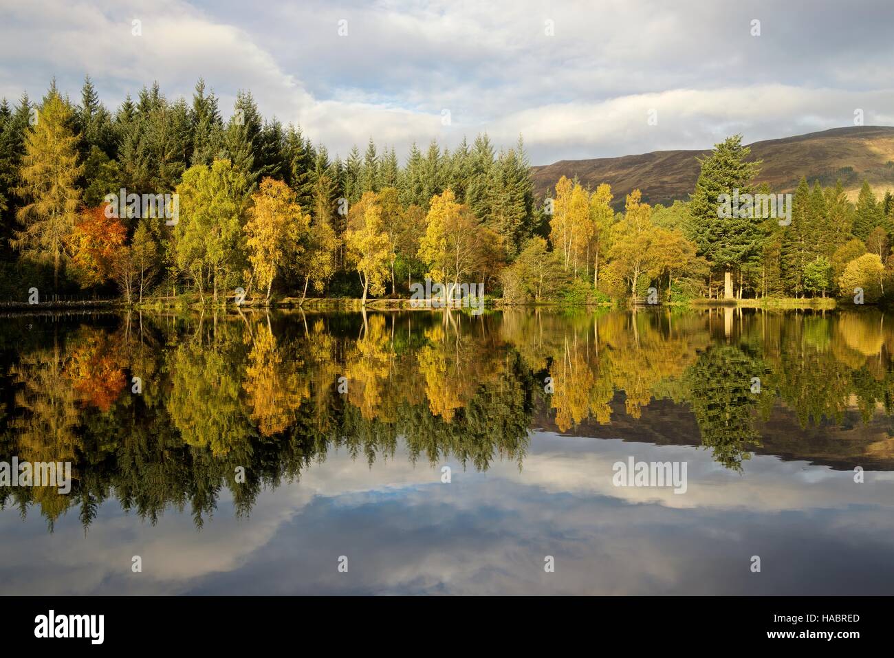 L'automne à Lochan Glencoe Banque D'Images