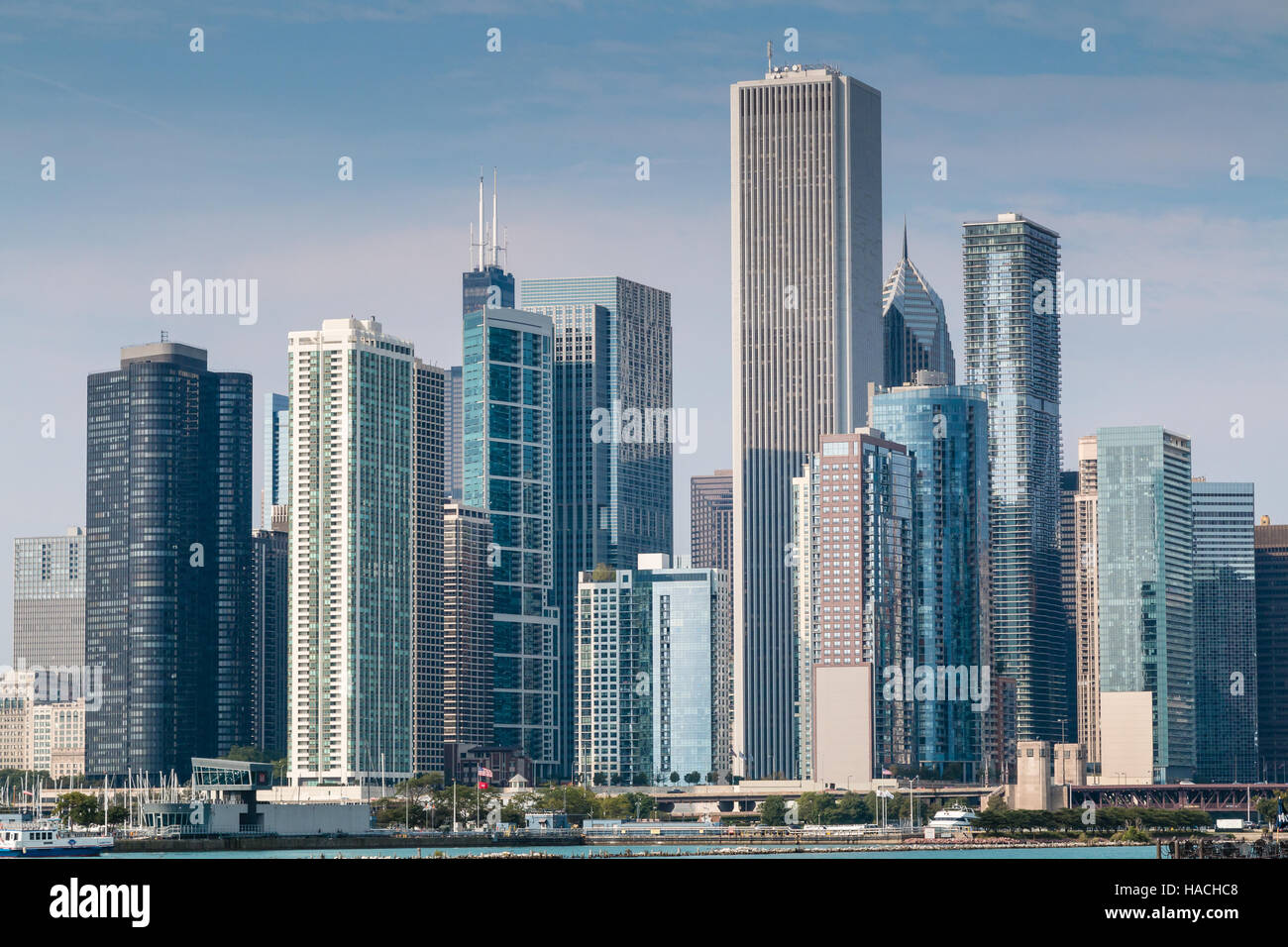 Horizon de Chicago sur le lac Michigan. Comprend le principal quartier du centre-ville de Chicago. Banque D'Images