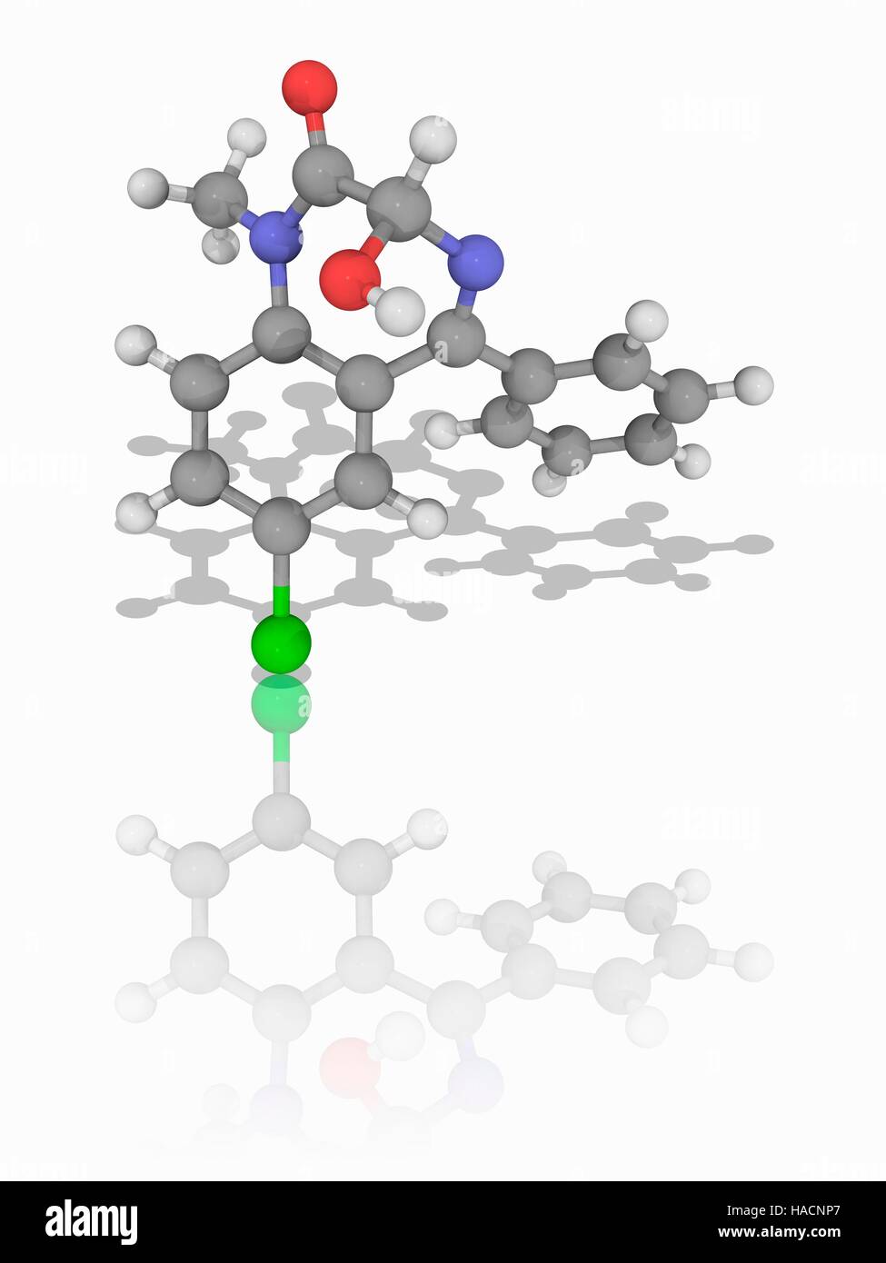 Temazepam. Le modèle moléculaire du médicament temazepam (C16.H13.Cl.N2.O2) une action intermédiaire 3-hydroxy hypnotique de la classe des benzodiazépines. Il est utilisé pour traiter l'insomnie. Les atomes sont représentés comme des sphères et sont codés par couleur : carbone (gris), l'hydrogène (blanc), l'azote (bleu), l'oxygène (rouge) et le chlore (vert). L'illustration. Banque D'Images