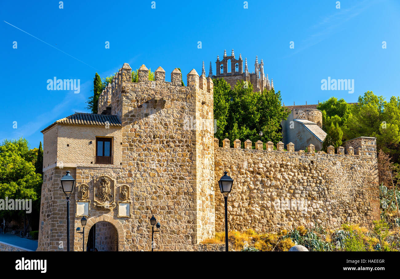 Tour de pont San Martin à Tolède, Espagne Banque D'Images