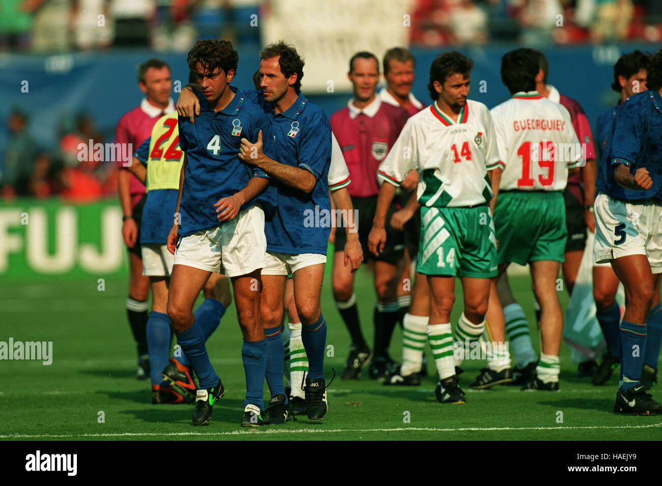 Confort BARESI COSTACURTA ITALIE V BULGARIE NY demi-finale 13 Juillet 1994 Banque D'Images