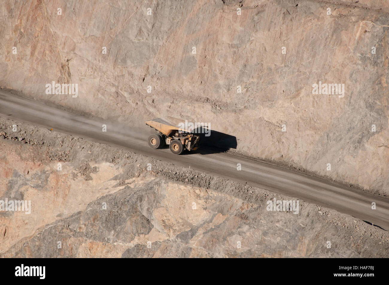 Dump Truck dans Super Pit - Kalgoorlie - Australie Banque D'Images