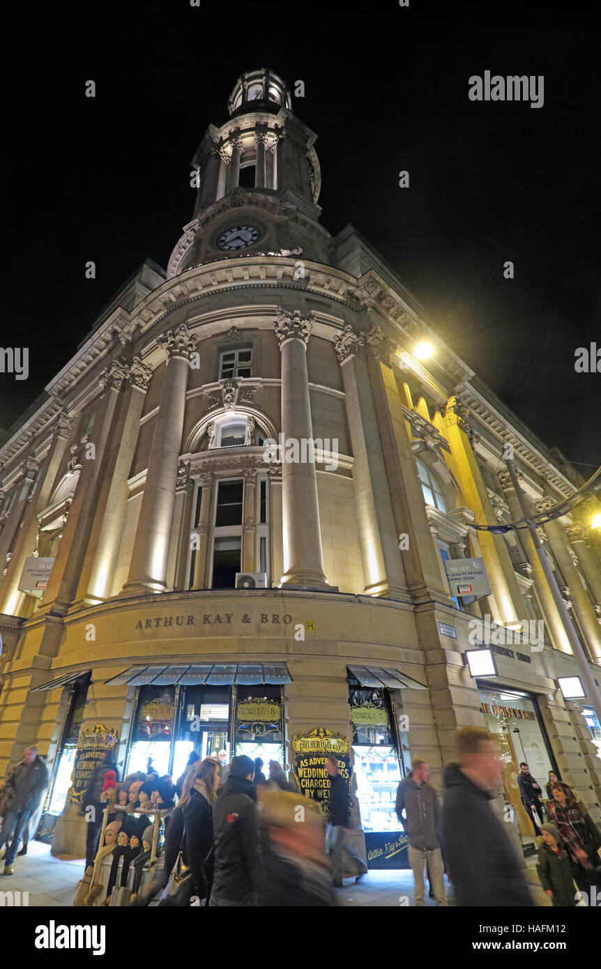 Manchester Royal Exchange Theatre la nuit, England, UK Banque D'Images