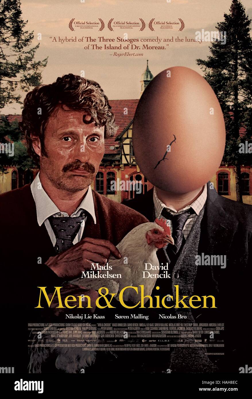 Les hommes et le poulet Maend & hons Année : 2015 Danemark / Allemagne Réalisateur : Anders Thomas Jensen Mads Mikkelsen Film poster (USA) Banque D'Images