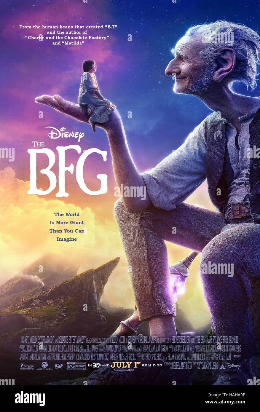Le Big Friendly Giant Année : 2016 Royaume-Uni / Canada / USA Réalisateur : Steven Spielberg Ruby Barnhill , Mark Rylance Movie poster (USA) Banque D'Images