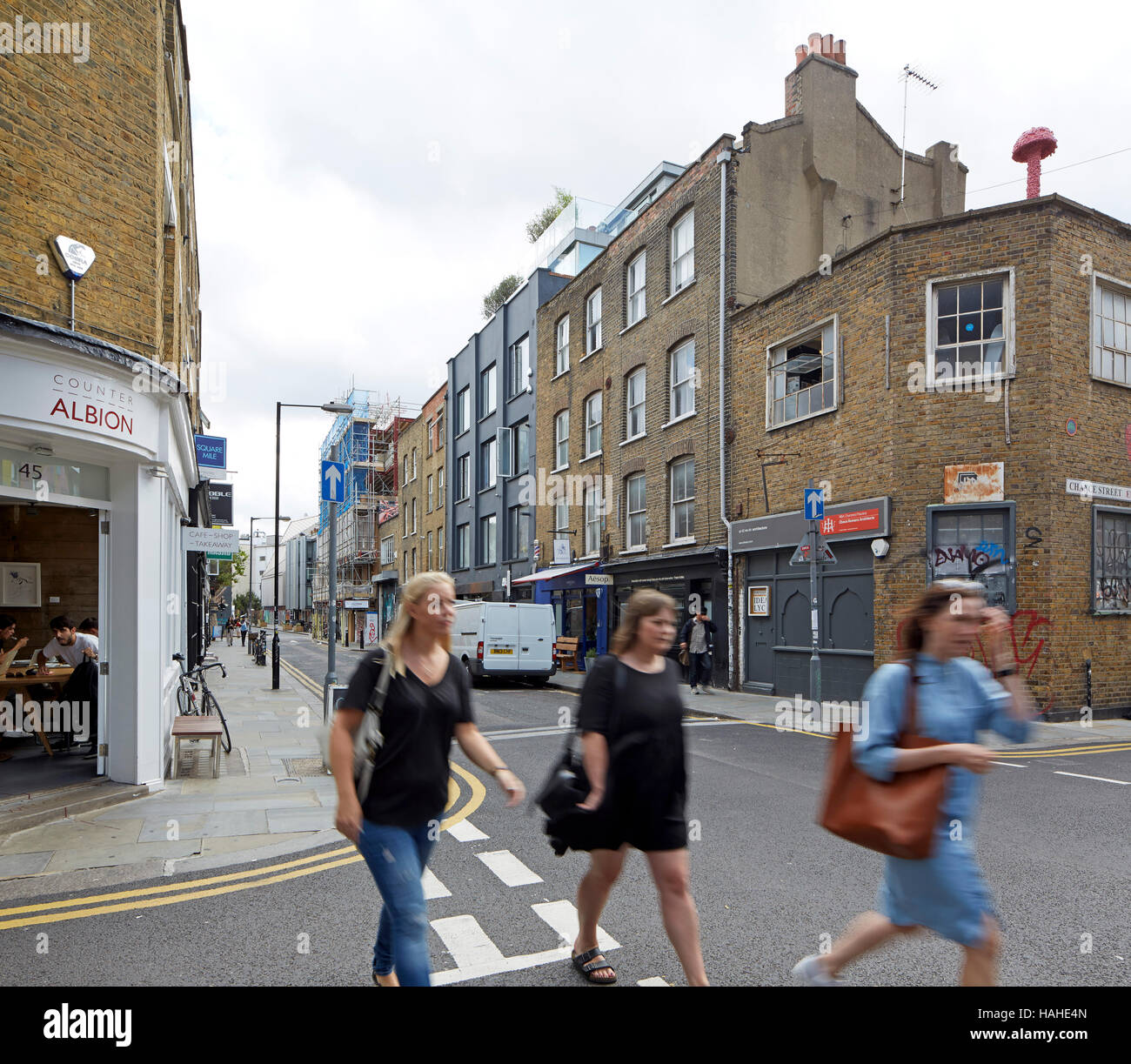 Scène de rue autour de Brick Lane est de Londres. Stock d'architecture, Divers, Royaume-Uni. Architecte : n/a, 2016. Banque D'Images