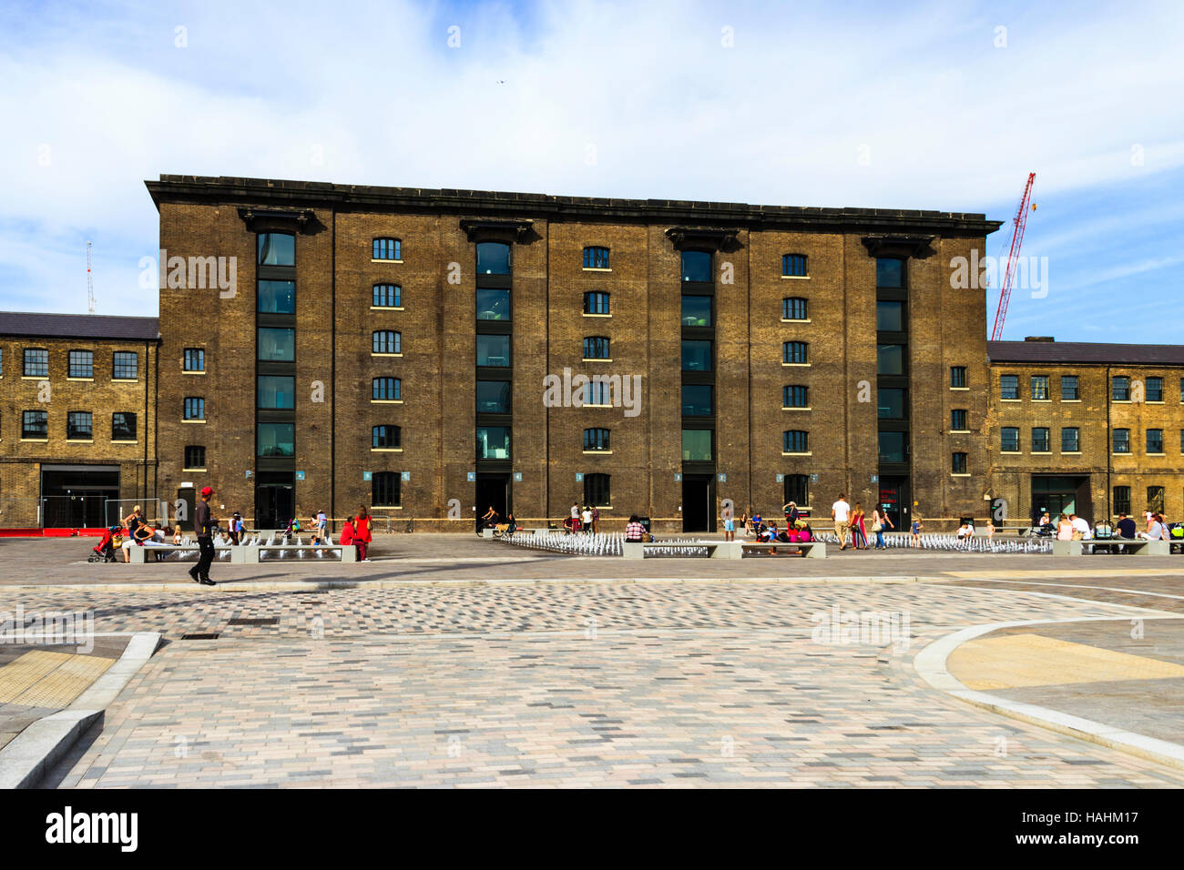 Grenier Square dans les premiers jours de la réaménagement de King's Cross, Londres, Royaume-Uni, 2012 Banque D'Images