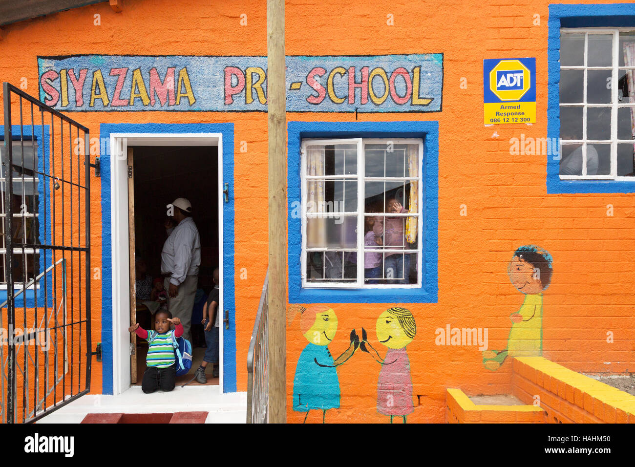 L'école maternelle, Imizamo Yethu township, Hout Bay, Cape Town, Afrique du Sud Banque D'Images